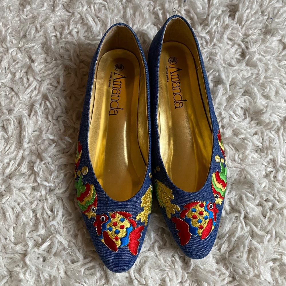 Amanda vintage Emma Kissing fish embroidered shoes - Picture 4 of 7